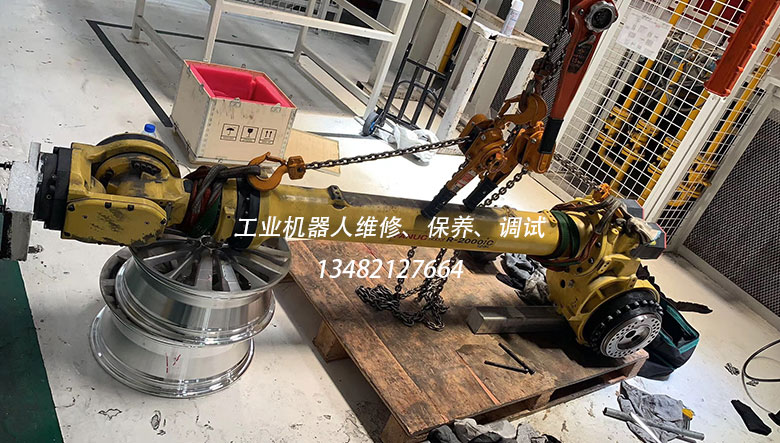 FANUC R-2000iC 更換三軸減速機(圖1) FANUC R-2000iC 更換三軸減速機(圖1)